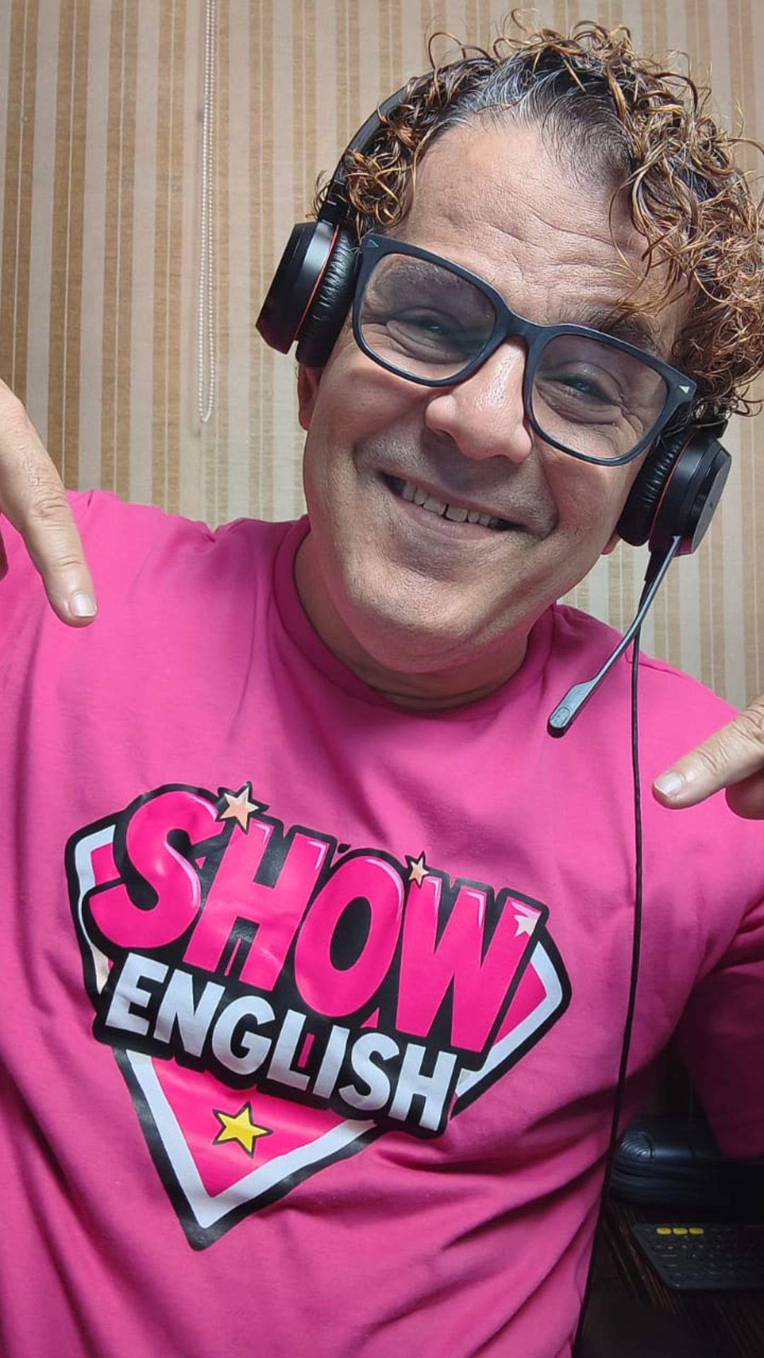Professor Show English